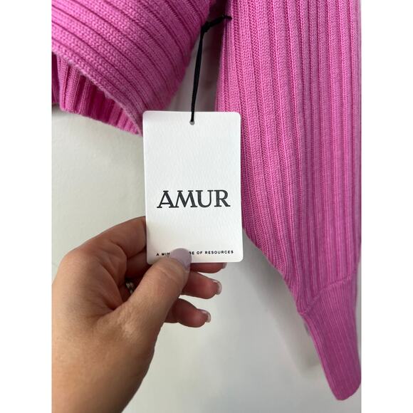 NWT Amur Cruz Twist Cropped V-Neck Cranberry Red & Pink Ribbed Sweater - Picture 4 of 8